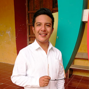 Juli&aacute;n Rafael Caamal Coll&iacute;