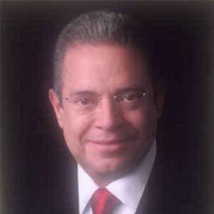 Enrique Bustamante Martinez