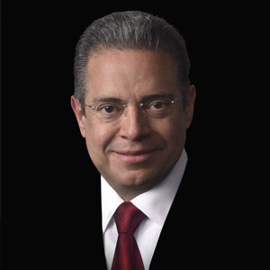 Enrique Bustamante Mart&iacute;nez