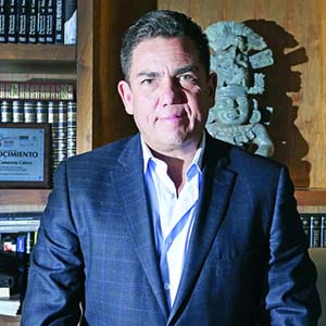 LIC. PEDRO CAMARENA CALERO