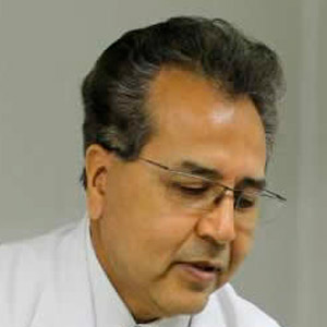 Dr. Jaime Garc&iacute;a Ch&aacute;vez